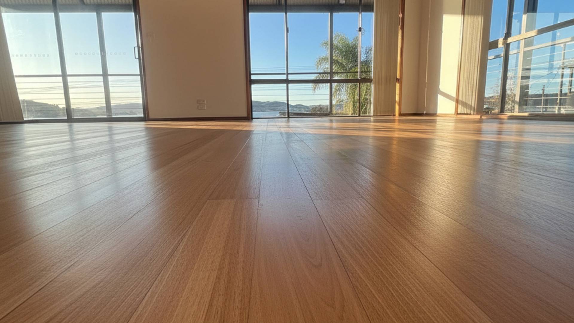 Bay's Floor Sanding & Polishing